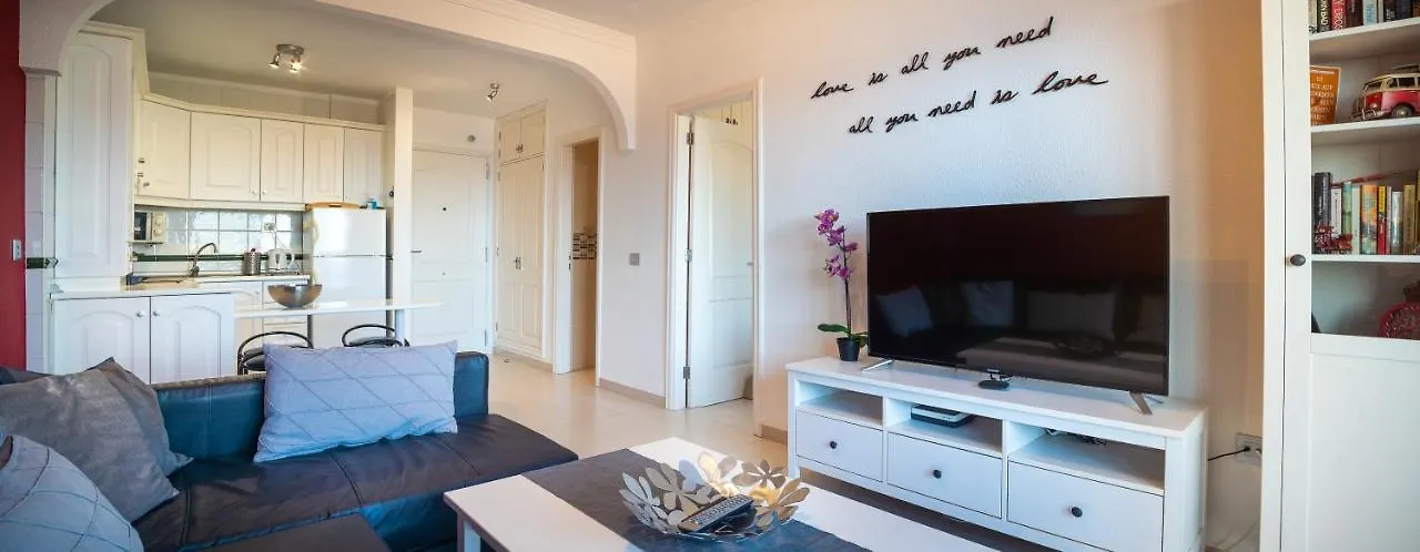 Love Me Apartment Arona
