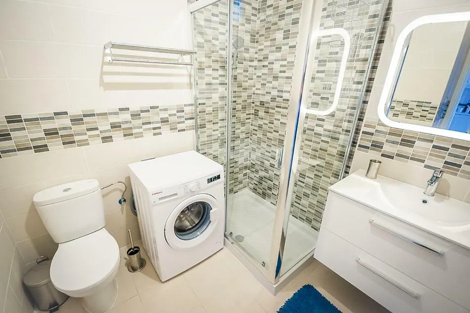 Love Me Apartment Arona